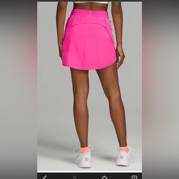 lululemon athletica Dresses & Skirts - Size 8 Lululemon Hotty Hot High Rise Skirt, sonic pink